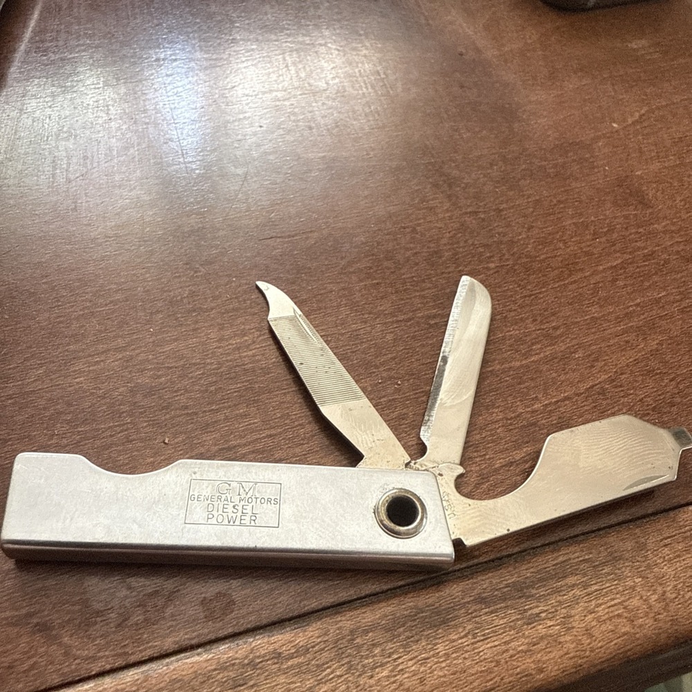 Vintage GM General Motors Diesel Power Advertising Multi-tool Silver Knife